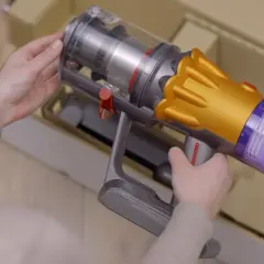 Jak skutecznie czyścić Dyson V12, aby uniknąć problemów z działaniem