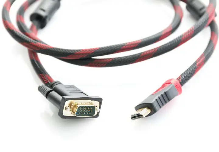 Jak przerobić kabel HDMI na VGA i uniknąć problemów z połączeniem