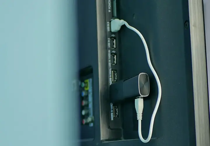 Jak podłączyć Xiaomi Mi TV Stick do telewizora - proste kroki i porady
