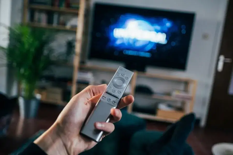 Zdjęcie Jak włączyć zasilanie anteny w telewizorze Samsung i poprawić sygnał